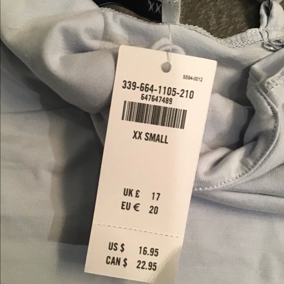 light blue hollister crop top nwt - Picture 3 of 3